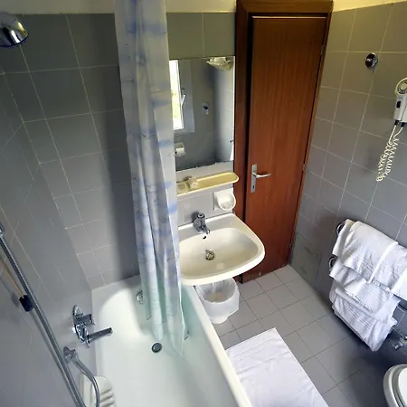 ホテル コローレ フィレンツェ