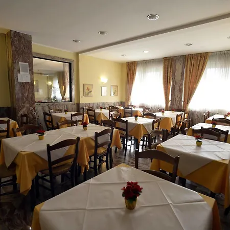 Corolle Otel 3*